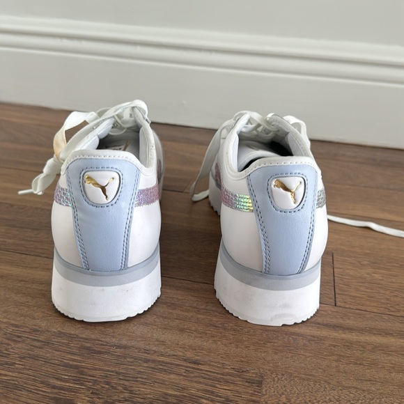 Puma Roma Amor Metallic Women’s Sneakers - Picture 2 of 9